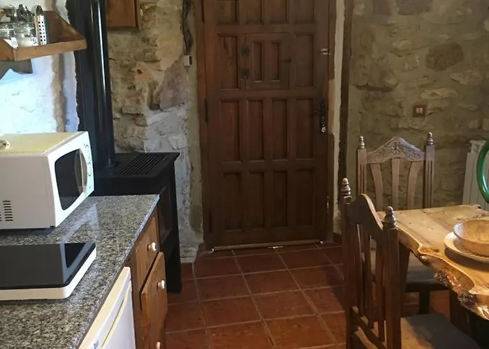 El Valle Perdido Casas Rurales * Revelillas